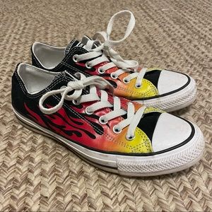 Converse Low Tops | Women’s 8